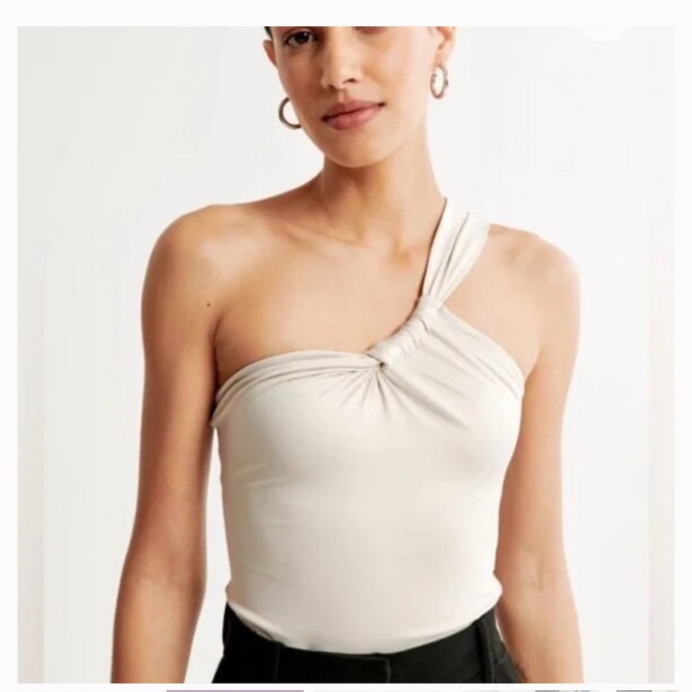 Abercrombie & Fitch Cream Asymmetrical Top